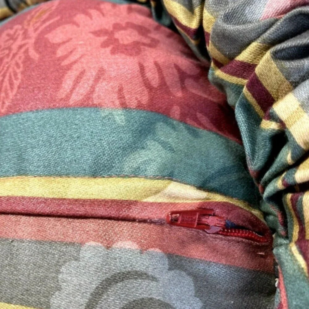 Gorgeous Vintage Custom Pillow Round Red Green